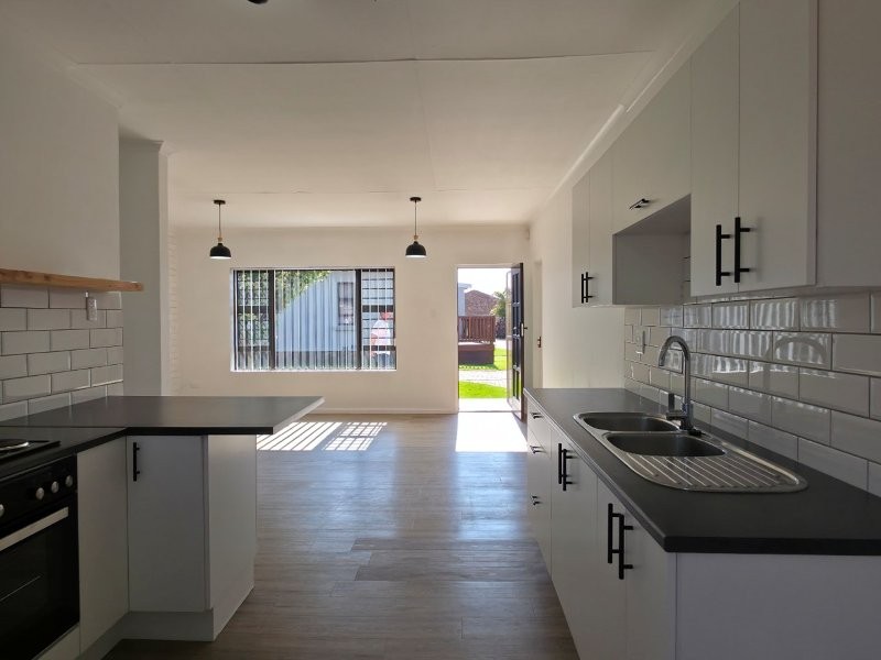 2 Bedroom Property for Sale in C Place Eastern Cape